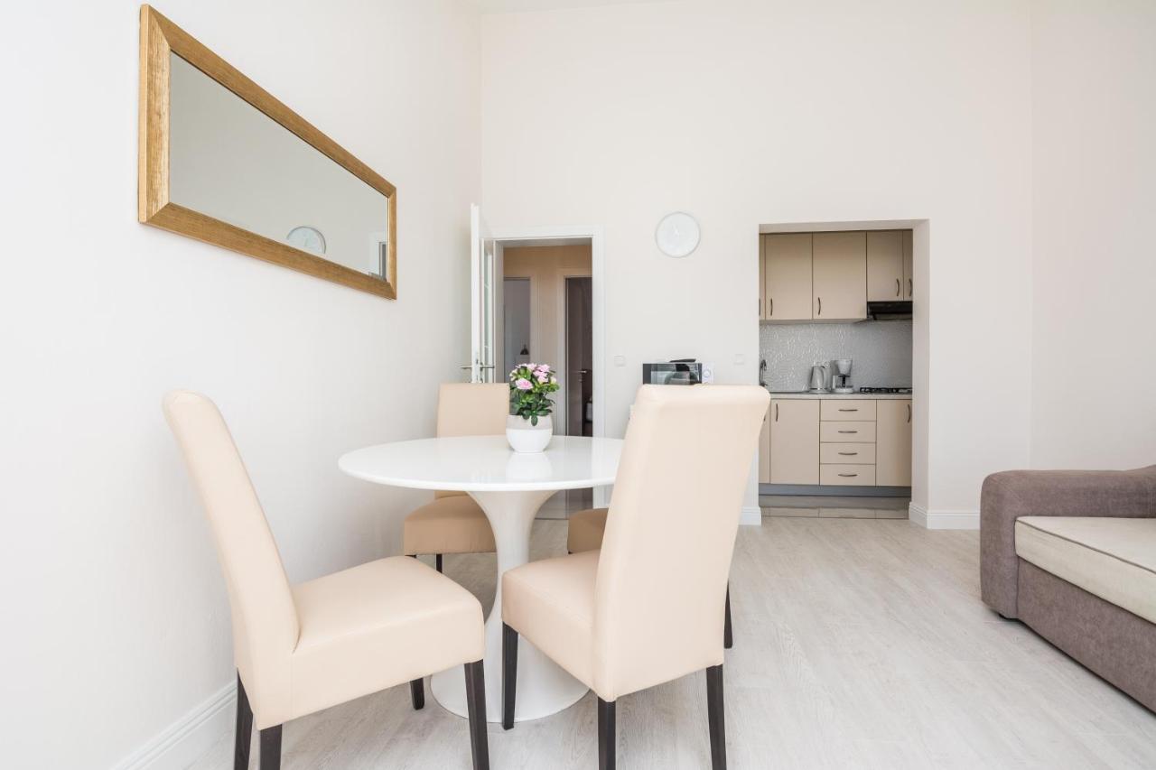 Apartments Medanic - Private Pool Privlaka  Ngoại thất bức ảnh