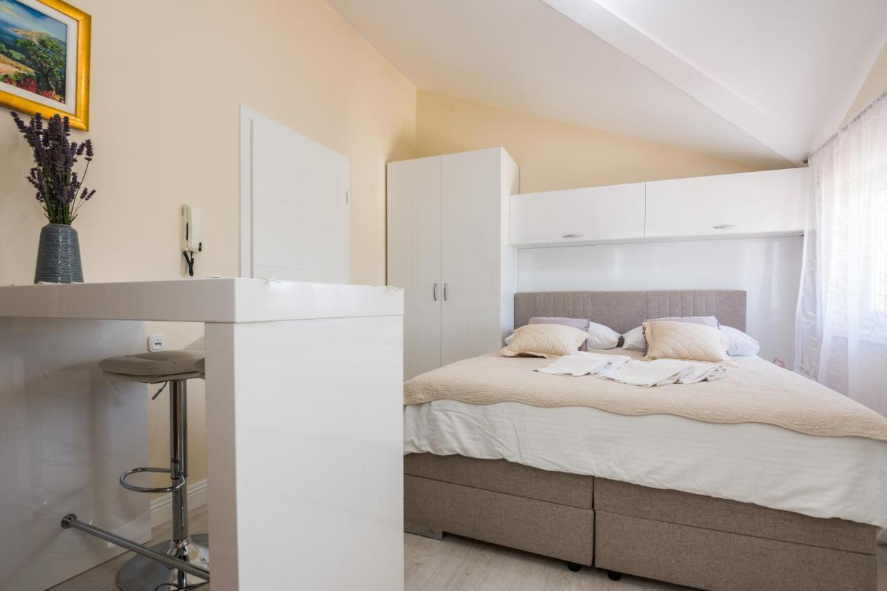 Apartments Medanic - Private Pool Privlaka  Ngoại thất bức ảnh